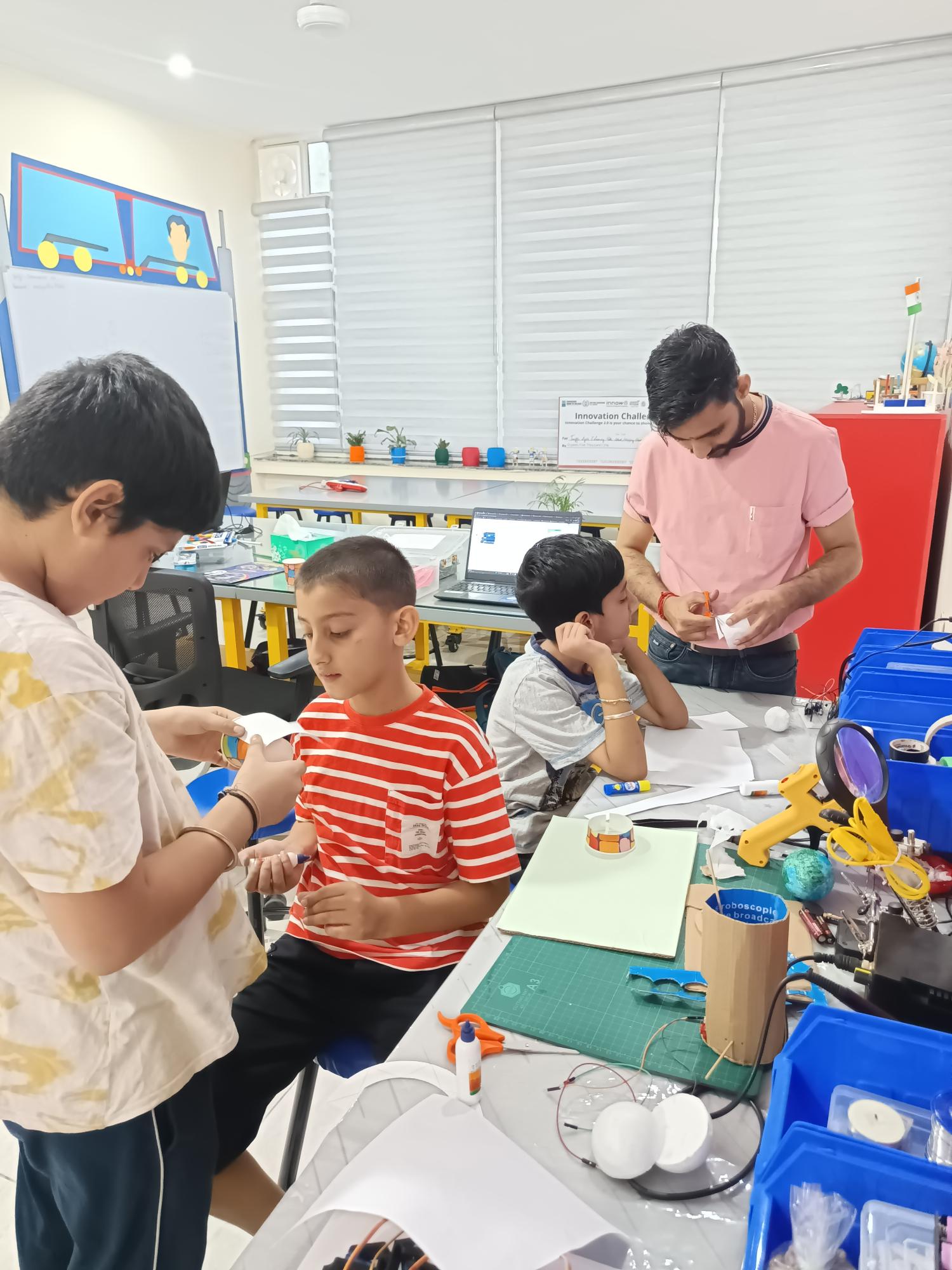STEM Classes (Grade 1–12) - Image 5